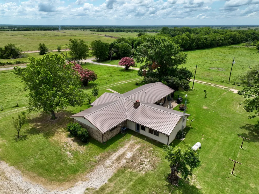2247 Lcr 654 Thornton, TX 76687
