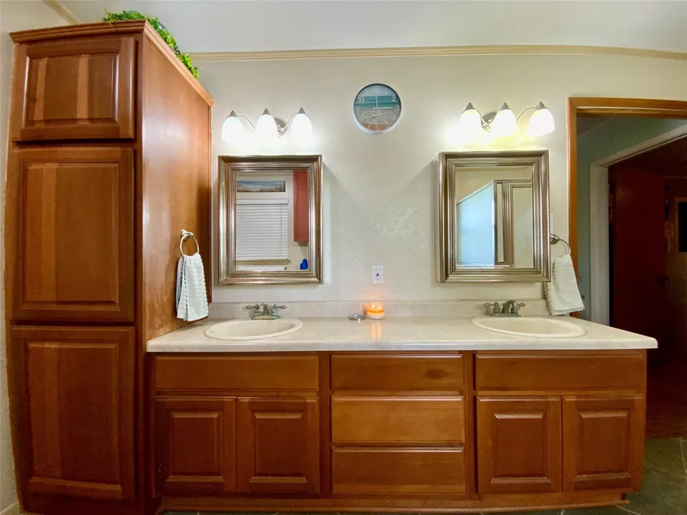 2247 Lcr 654 Thornton, TX 76687