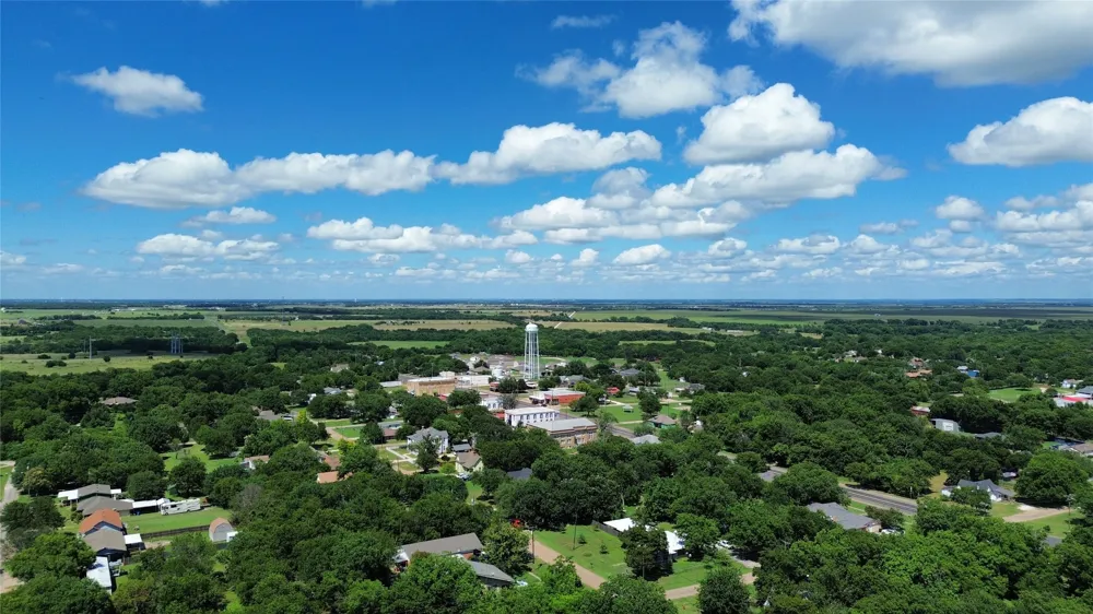 West Avenue Milford, TX 76670