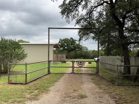 392 County Road 1410