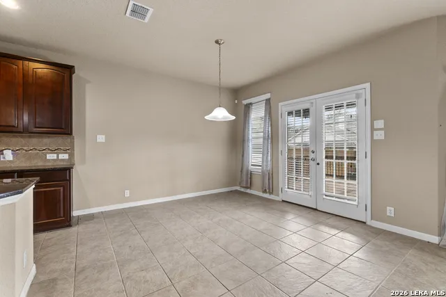 1906 Ponce De Leon Windcrest, TX 78239