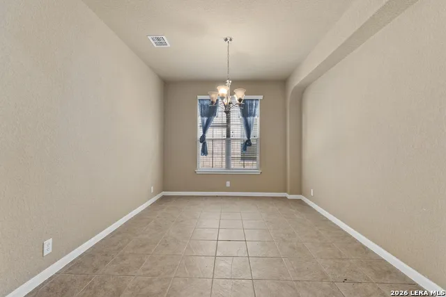 1906 Ponce De Leon Windcrest, TX 78239