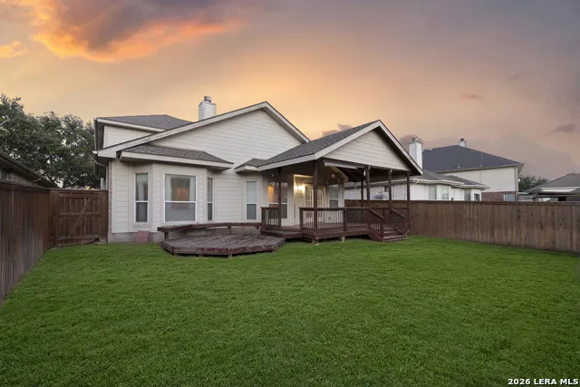 1906 Ponce De Leon Windcrest, TX 78239