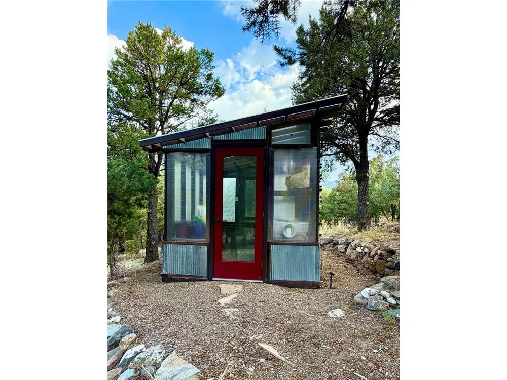 990 Hamilton Creek Road Coaldale, CO 81222