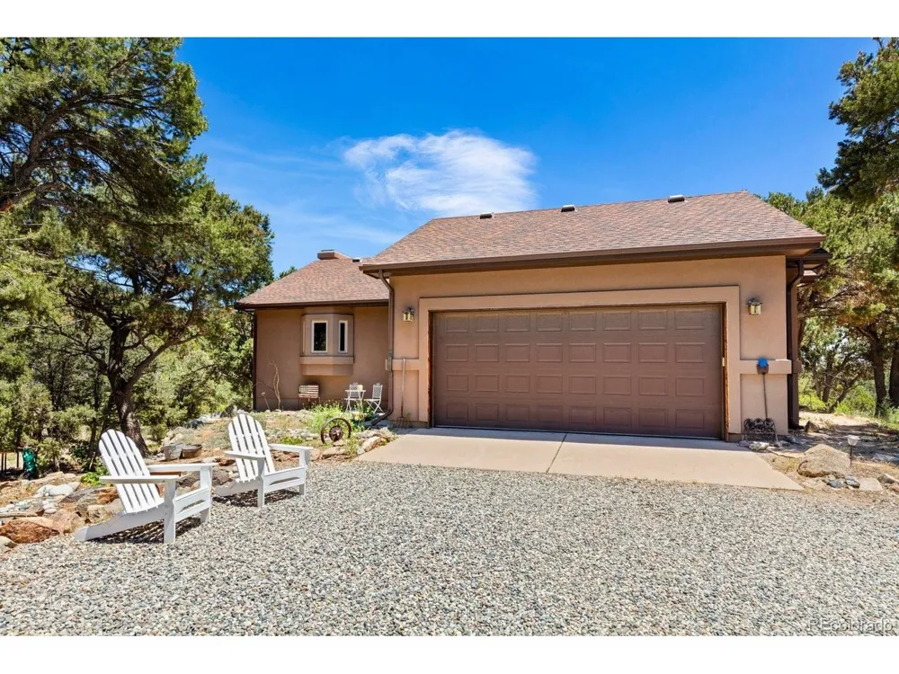 990 Hamilton Creek Road Coaldale, CO 81222