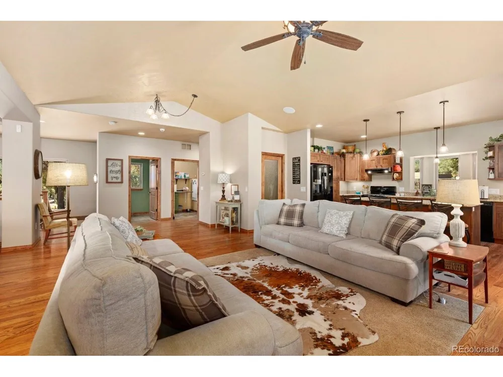 990 Hamilton Creek Road Coaldale, CO 81222