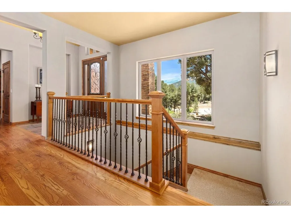 990 Hamilton Creek Road Coaldale, CO 81222