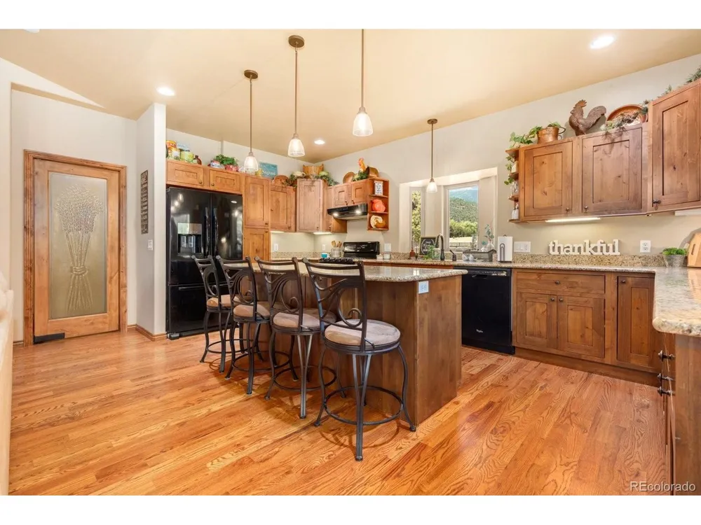 990 Hamilton Creek Road Coaldale, CO 81222