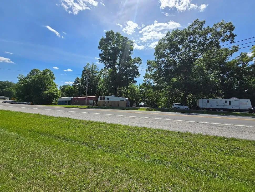 5413 Cookeville Hwy Smithville, TN 37166