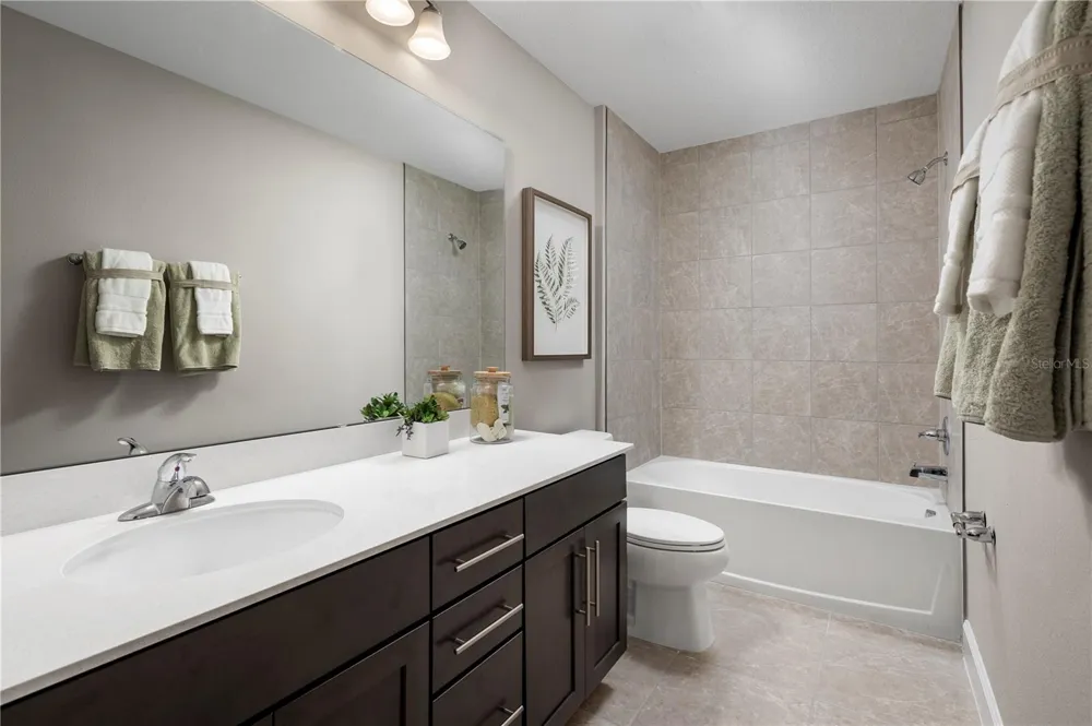 6692 CEDAR LANDING CIRCLE Leesburg, FL 34748