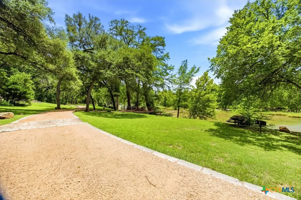 158 Gruene Vista Trail New Braunfels, TX 78132