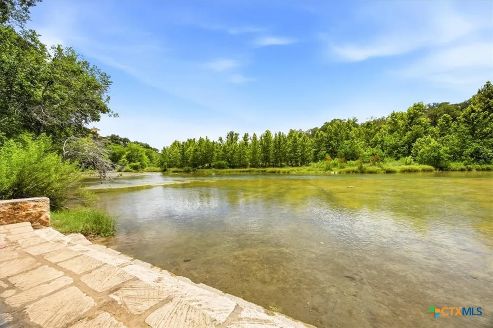 158 Gruene Vista Trail New Braunfels, TX 78132