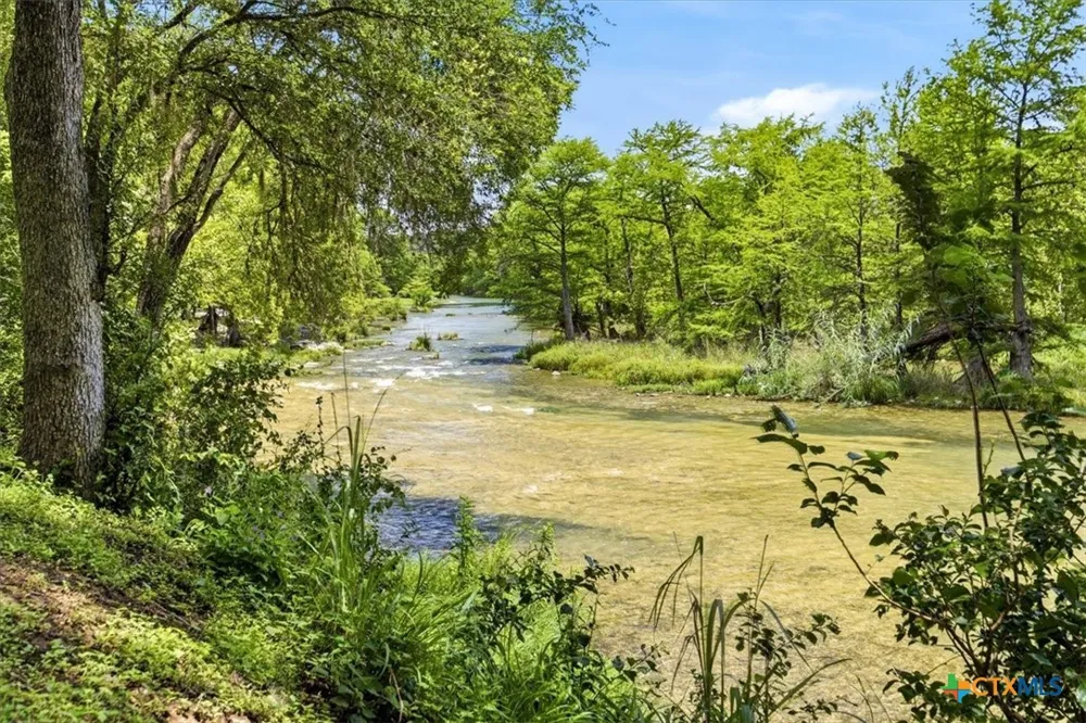 158 Gruene Vista Trail New Braunfels, TX 78132