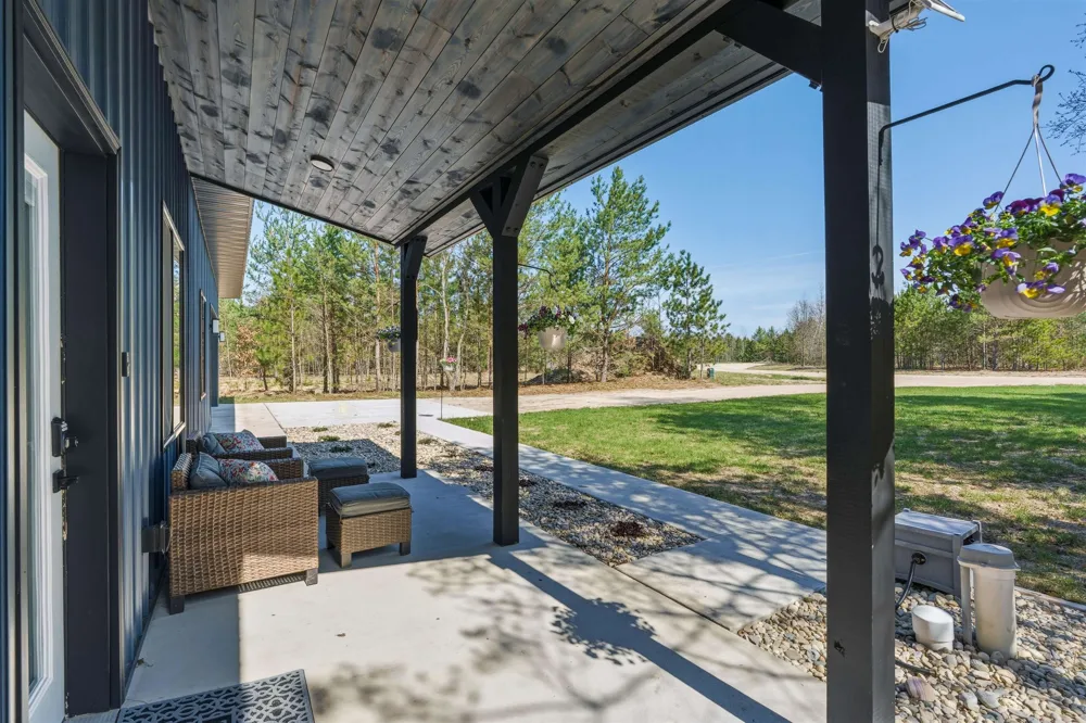 8006 Springwater Drive Clearwater Township, MI 49676