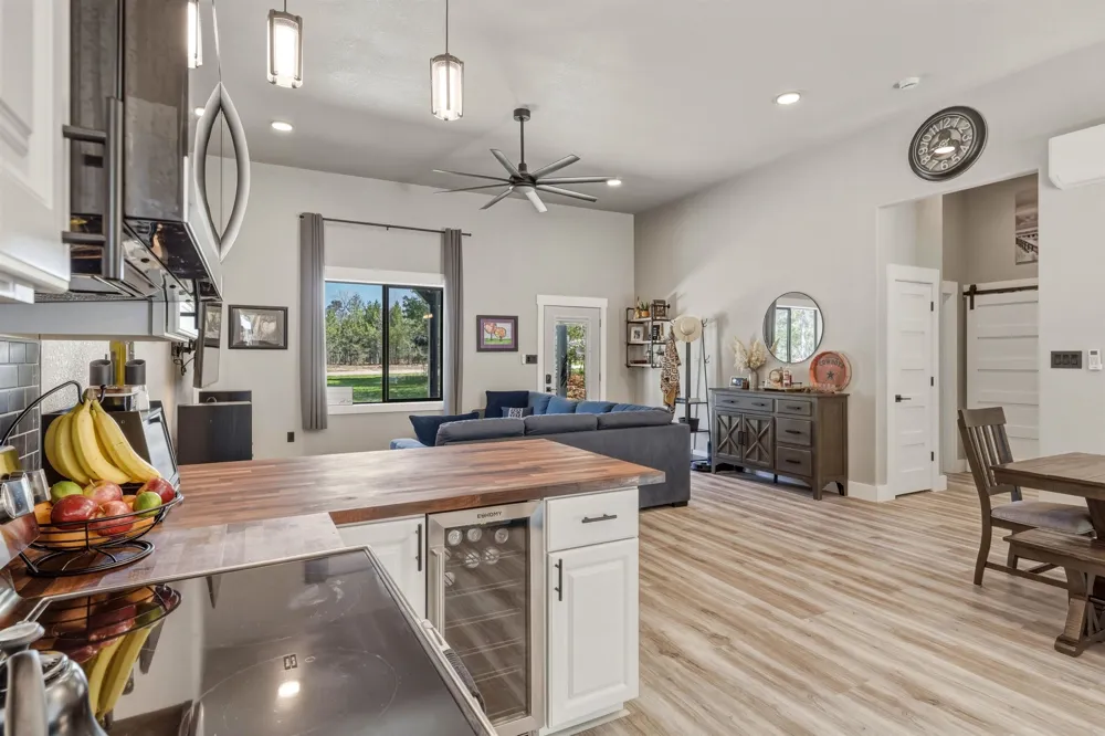 8006 Springwater Drive Clearwater Township, MI 49676