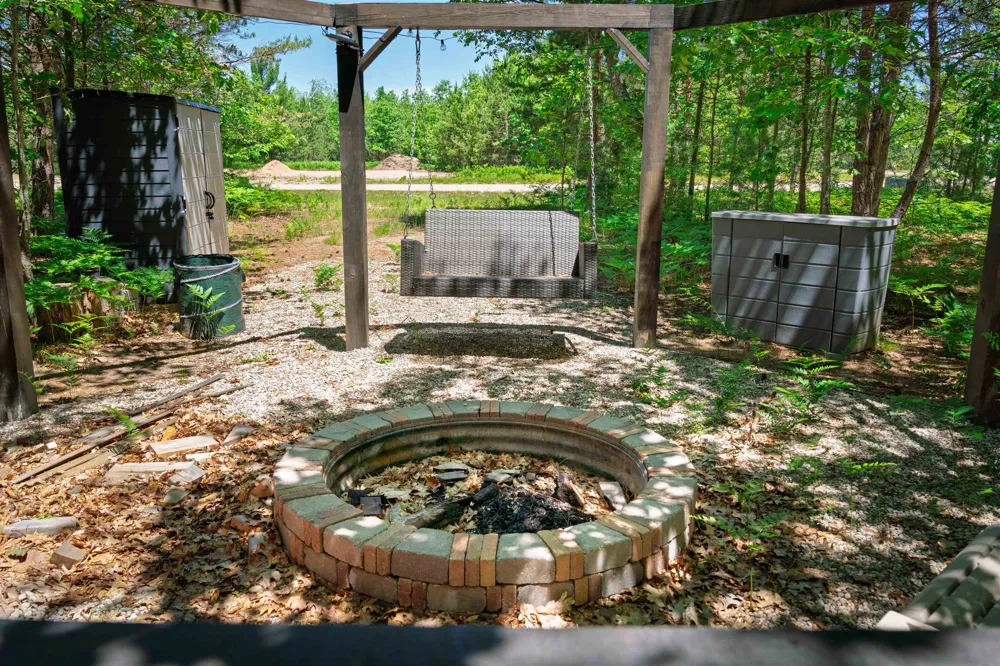 8006 Springwater Drive Clearwater Township, MI 49676
