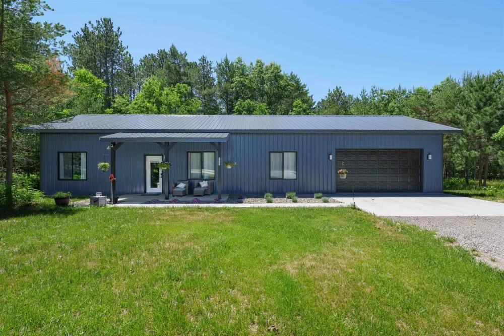 8006 Springwater Drive Clearwater Township, MI 49676
