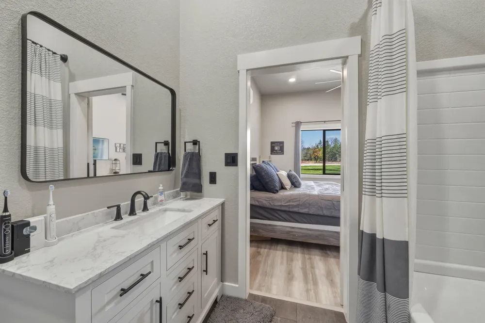 8006 Springwater Drive Clearwater Township, MI 49676