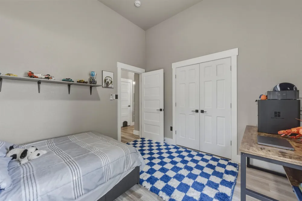 8006 Springwater Drive Clearwater Township, MI 49676