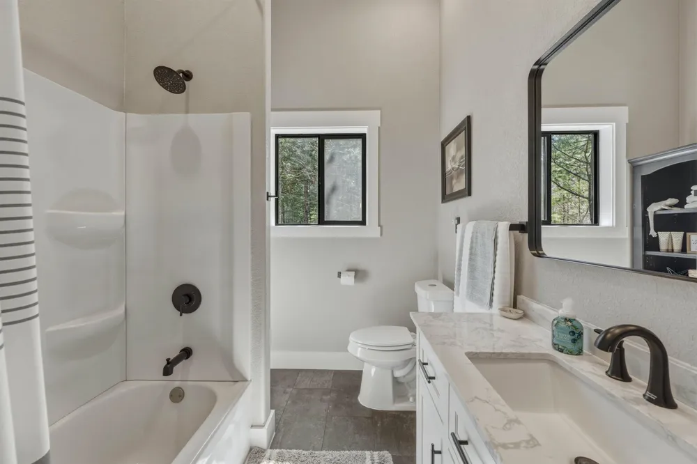 8006 Springwater Drive Clearwater Township, MI 49676