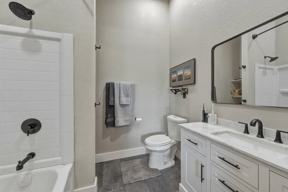 8006 Springwater Drive Clearwater Township, MI 49676