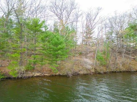 1557 Edgewater Ridge