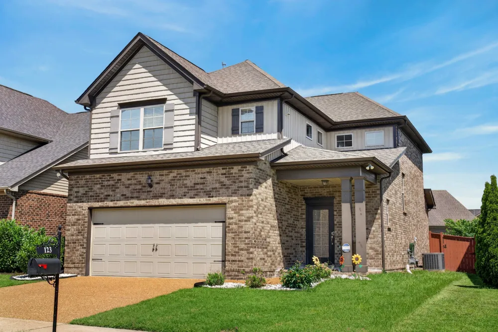 123 Annapolis Bend Cir Hendersonville, TN 37075