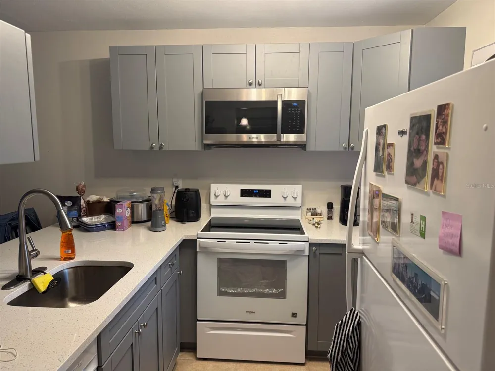 39132 COUNTY RD. 54 #2056 Zephyrhills, FL 33542