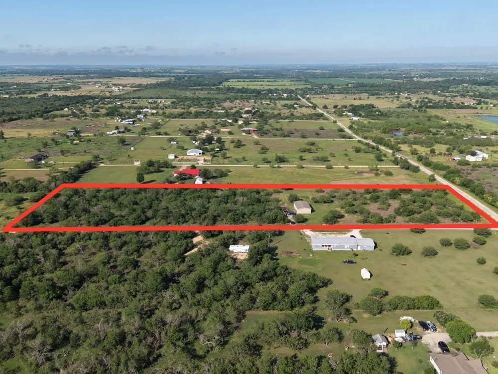 100 Northridge Lane Martindale, TX 78655