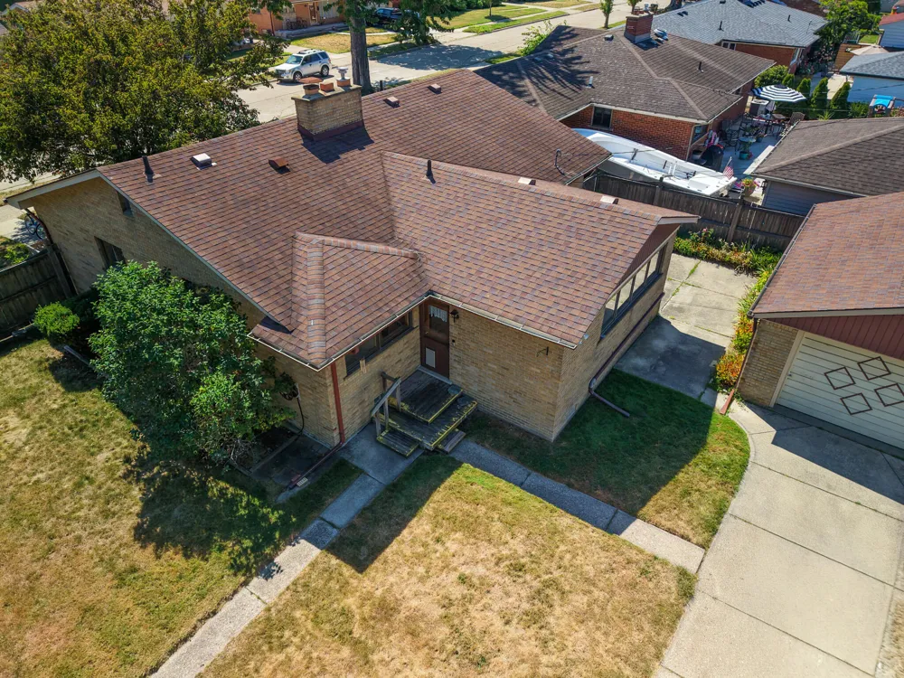 23213 Greencrest Street Saint Clair Shores, MI 48080
