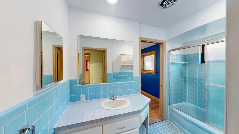 23213 Greencrest Street Saint Clair Shores, MI 48080