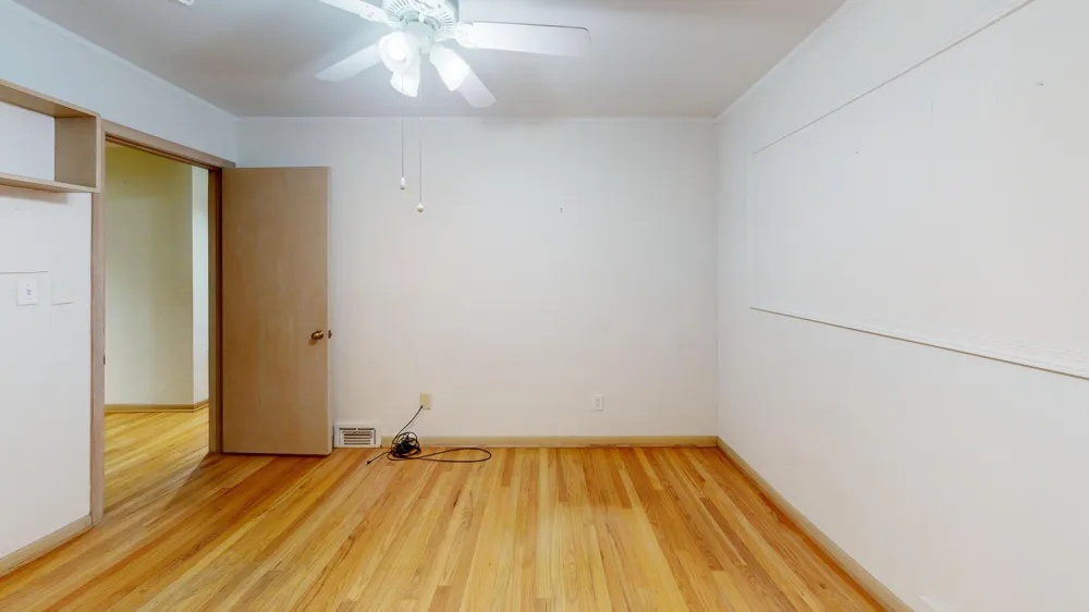 23213 Greencrest Street Saint Clair Shores, MI 48080