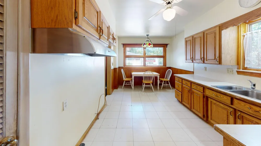 23213 Greencrest Street Saint Clair Shores, MI 48080