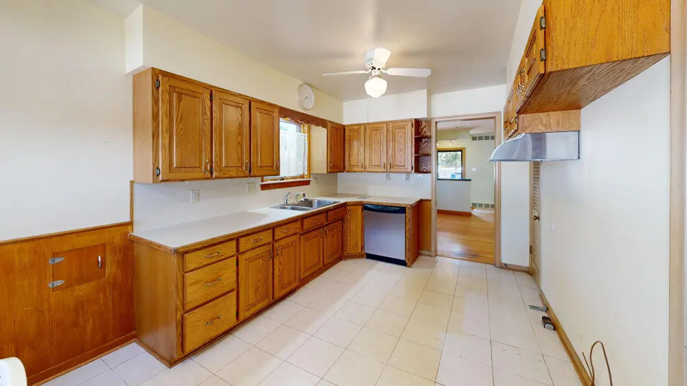 23213 Greencrest Street Saint Clair Shores, MI 48080