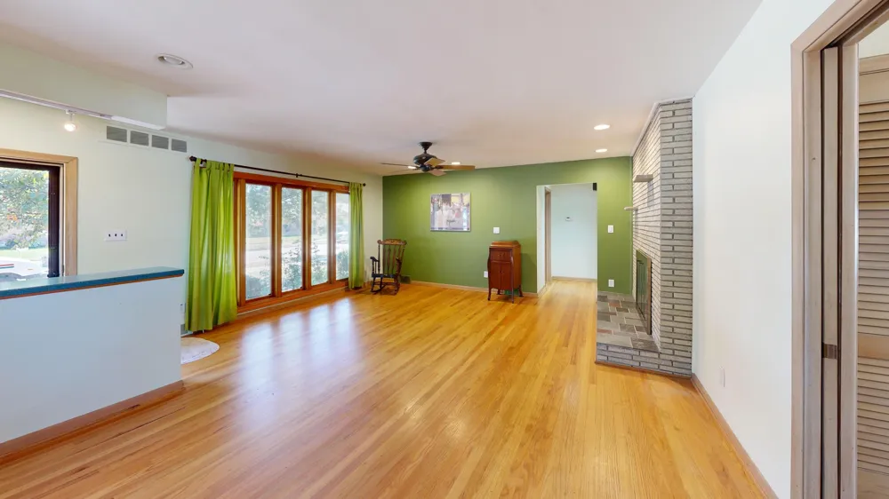 23213 Greencrest Street Saint Clair Shores, MI 48080