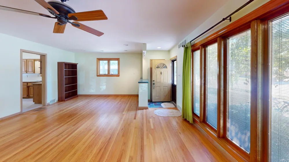 23213 Greencrest Street Saint Clair Shores, MI 48080