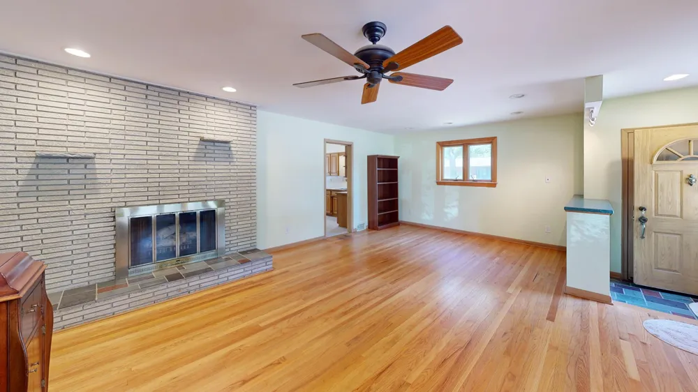 23213 Greencrest Street Saint Clair Shores, MI 48080