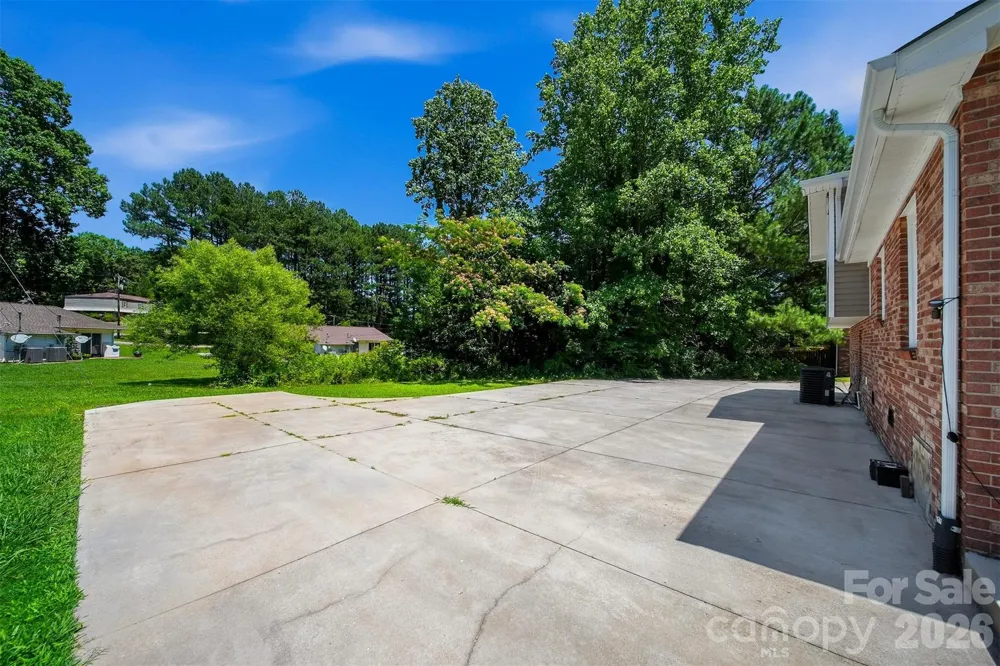 1401 Southwest Boulevard Newton, NC 28658