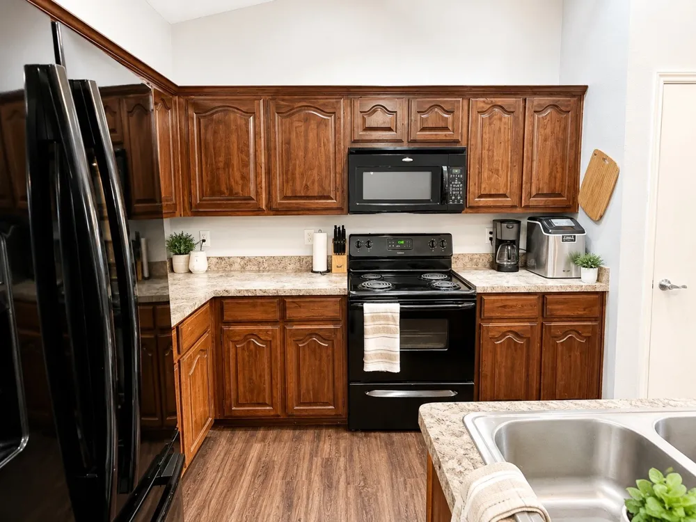 1249 Cottonwood Drive Crowley, TX 76036