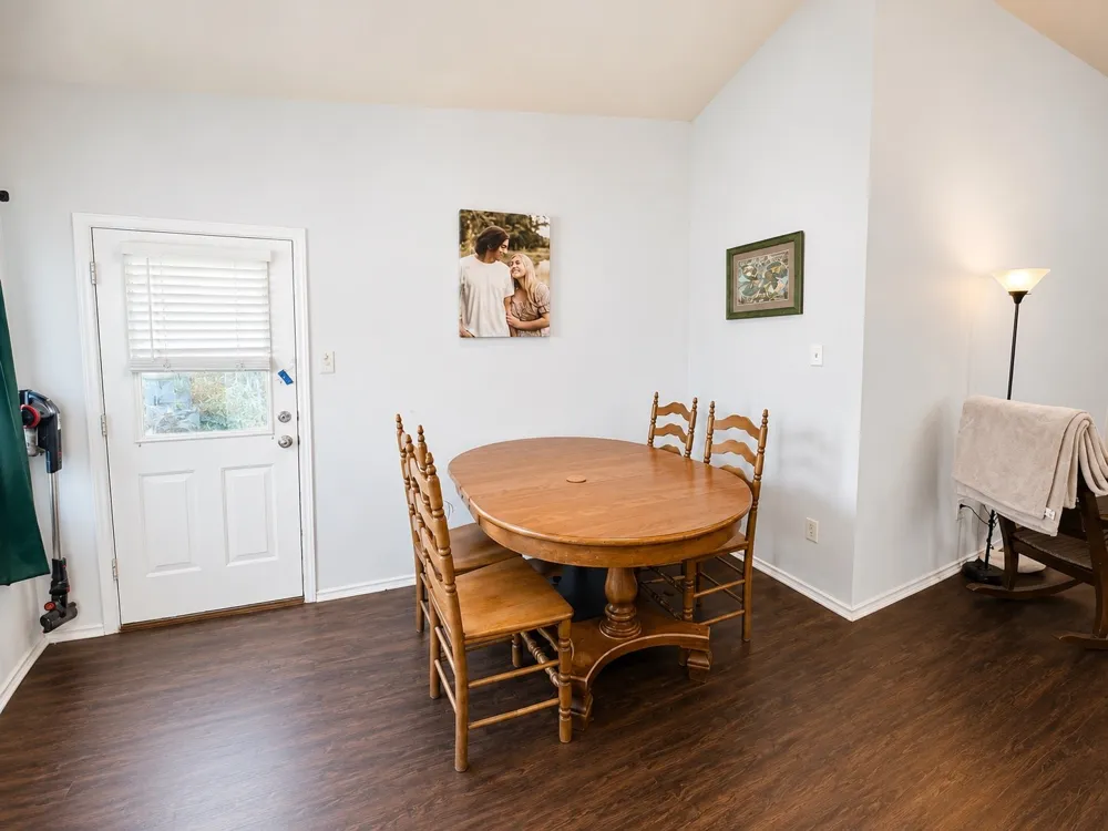 1249 Cottonwood Drive Crowley, TX 76036
