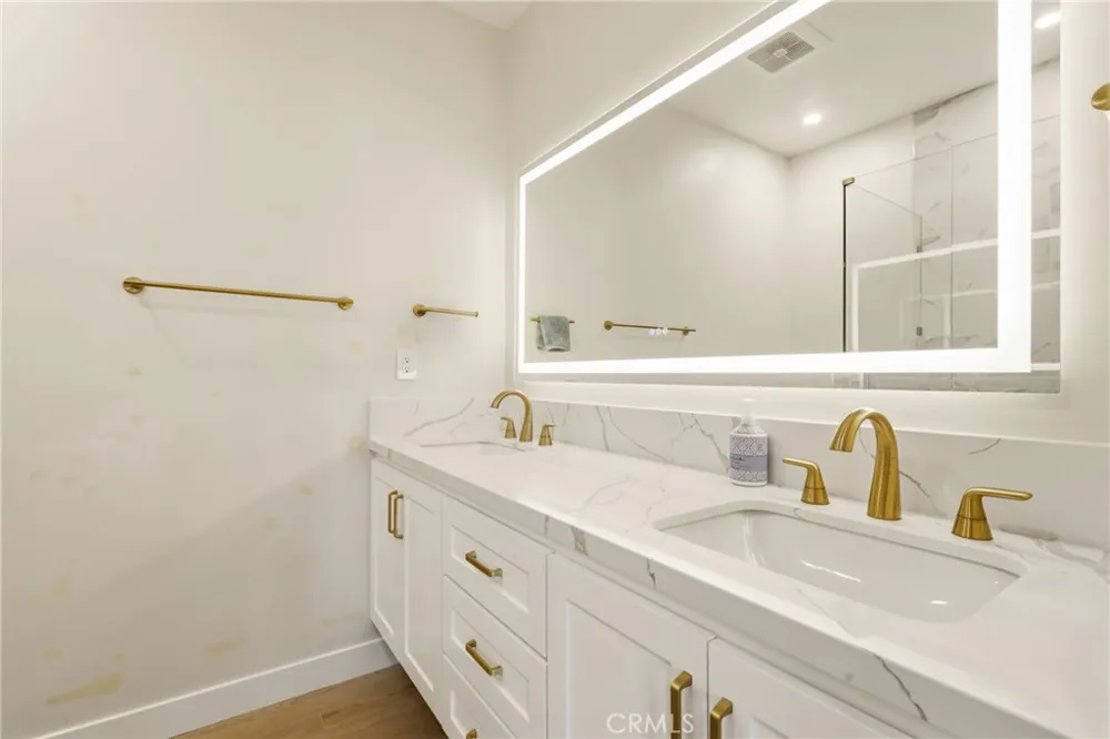 17200 Newhope Street #334 Fountain Valley, CA 92708