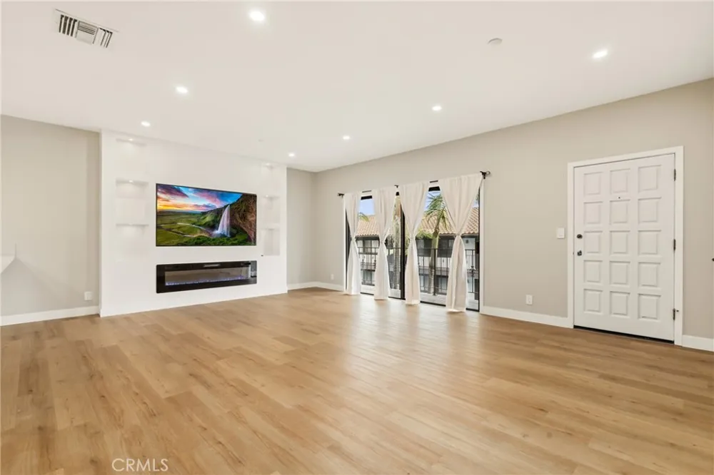 17200 Newhope Street #334 Fountain Valley, CA 92708