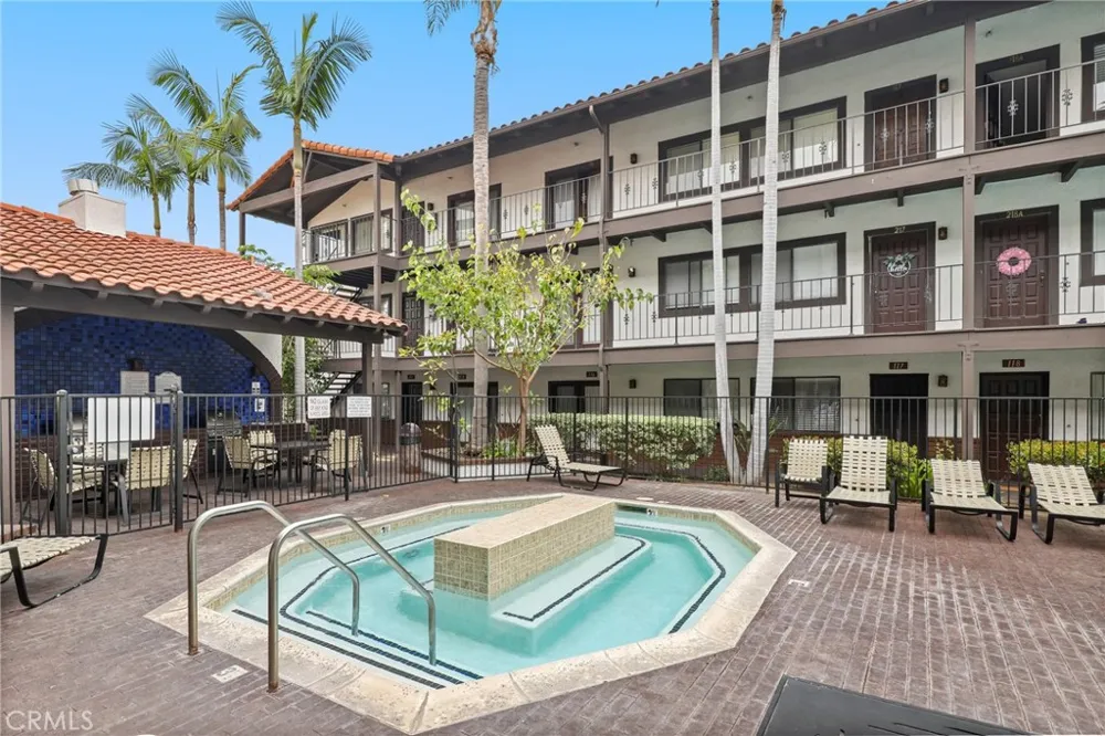 17200 Newhope Street #334 Fountain Valley, CA 92708