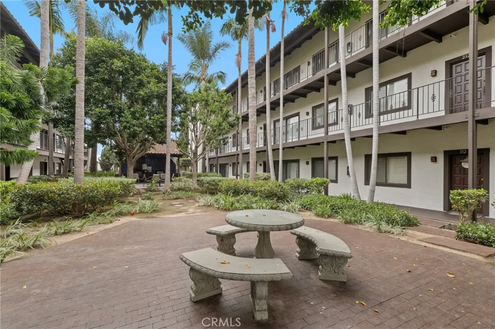 17200 Newhope Street #334 Fountain Valley, CA 92708
