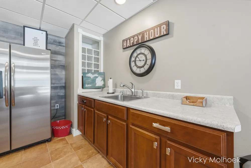 817 Pheasant Ridge Drive Hastings, MI 49058