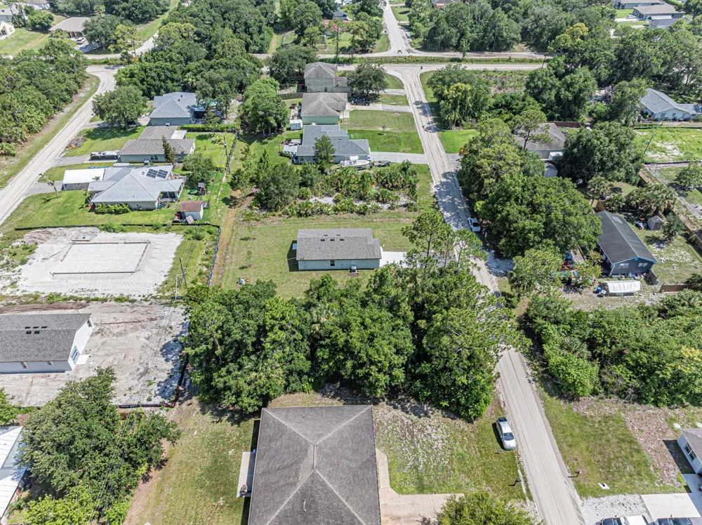 8566 105th Avenue Vero Beach, FL 32967
