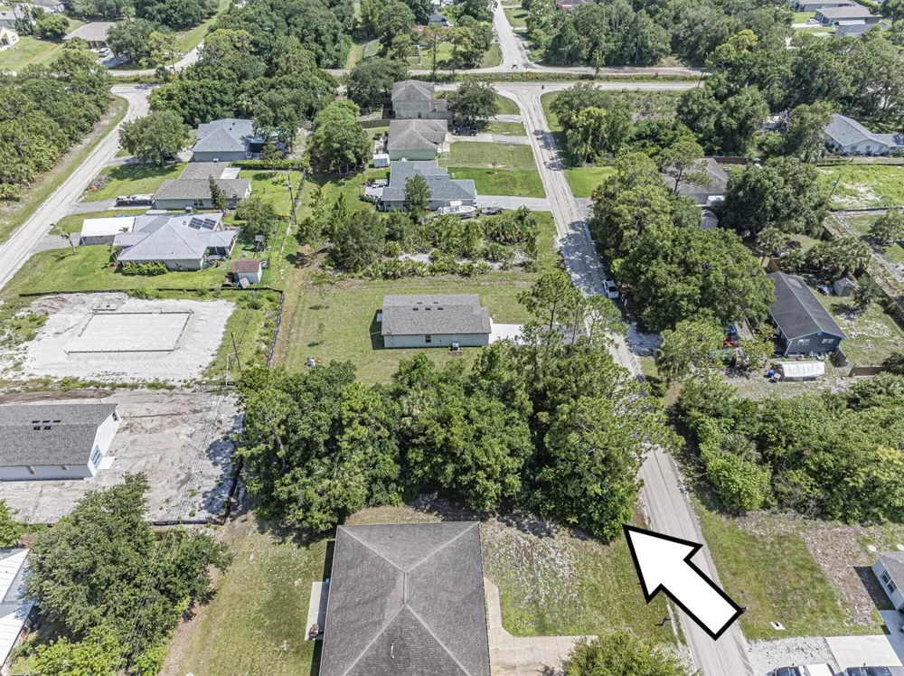 8566 105th Avenue Vero Beach, FL 32967