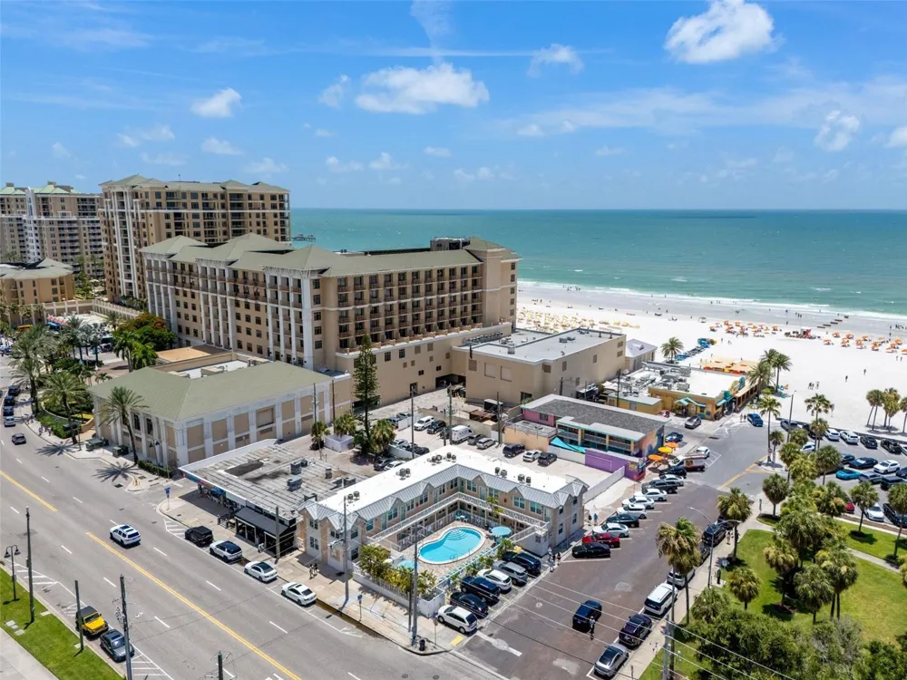 530 MANDALAY AVENUE #106 Clearwater Beach, FL 33767
