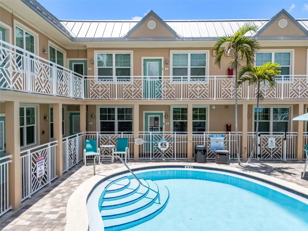530 MANDALAY AVENUE #106 Clearwater Beach, FL 33767