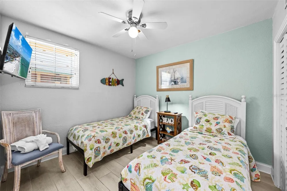 530 MANDALAY AVENUE #106 Clearwater Beach, FL 33767